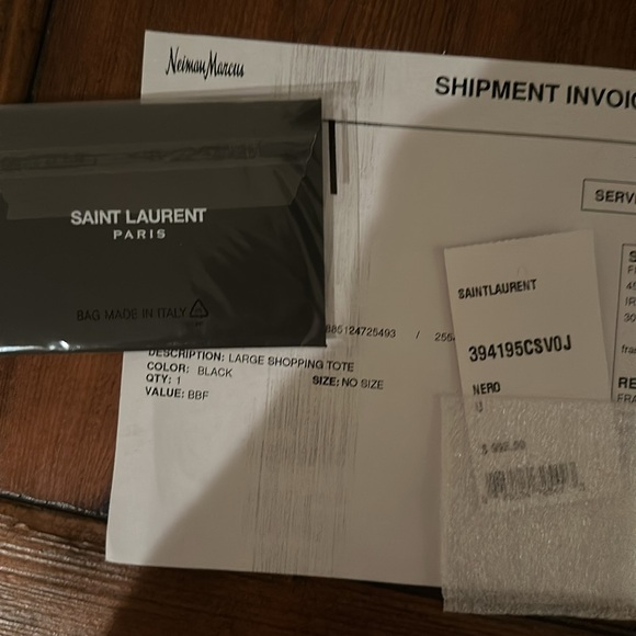 Authentic YSL east west shopping bag tote in smooth black leather - Picture 11 of 14